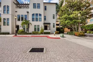 1250 May Ln, Sarasota, FL 34236 - Photo 3