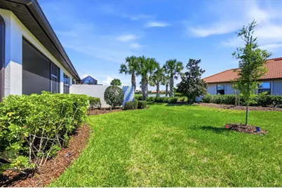 17039 Hampton Falls Terrace, Bradenton, FL 34202 - Photo 33