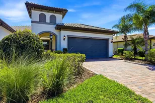 17039 Hampton Falls Terrace, Bradenton, FL 34202 - Photo 5