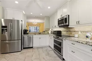 6101 34th Street W, Bradenton, FL 34210 - Photo 11