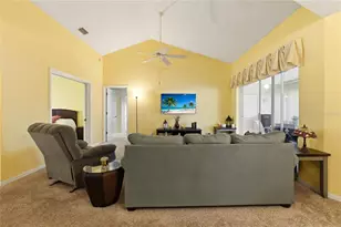 6101 34th Street W, Bradenton, FL 34210 - Photo 9