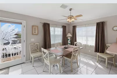 2806 Gulf Drive, Holmes Beach, FL 34217 - Photo 9