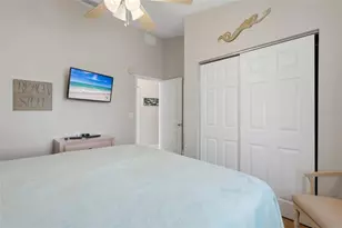 2806 Gulf Dr, Holmes Beach, FL 34217 - Photo 15