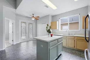 919 Grand Canyon Dr, Valrico, FL 33594 - Photo 11