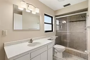 5109 Palm Aire Dr, Sarasota, FL 34243 - Photo 41