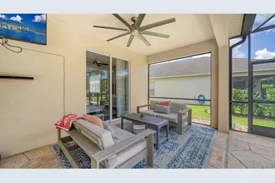 6122 Blue Runner Court, Lakewood Ranch, FL 34202 - Photo 7