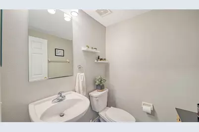 6122 Blue Runner Court, Lakewood Ranch, FL 34202 - Photo 17