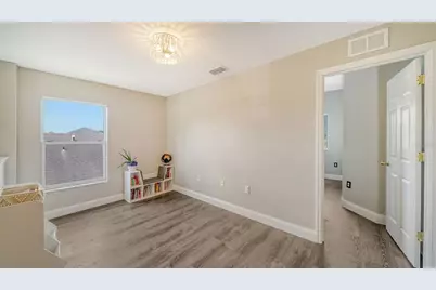 6122 Blue Runner Court, Lakewood Ranch, FL 34202 - Photo 19