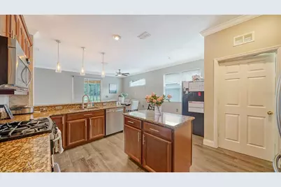 6122 Blue Runner Court, Lakewood Ranch, FL 34202 - Photo 13