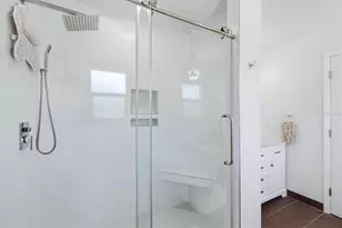 2538 Trinidad St, Sarasota, FL 34231 - Photo 35