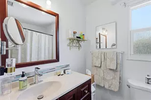 2538 Trinidad St, Sarasota, FL 34231 - Photo 27