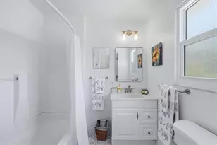 2538 Trinidad St, Sarasota, FL 34231 - Photo 41