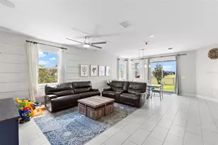 7434 35th Ln E, Sarasota, FL 34243 - Photo 9