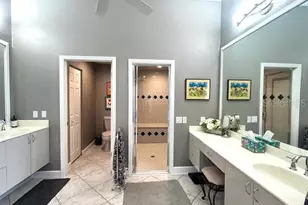 8701 52nd Ave E, Bradenton, FL 34211 - Photo 13