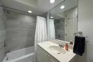 3705 54th Dr W, Bradenton, FL 34210 - Photo 5