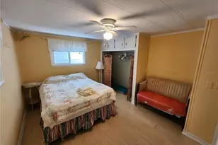 305 Batan Ct, Bradenton, FL 34207 - Photo 13
