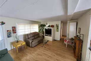 305 Batan Ct, Bradenton, FL 34207 - Photo 7