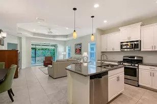 4894 Maymont Park Cir, Bradenton, FL 34203 - Photo 5