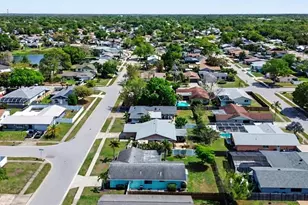 6456 Tarawa Dr, Sarasota, FL 34241 - Photo 5