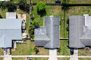 6456 Tarawa Dr, Sarasota, FL 34241 - Photo 7