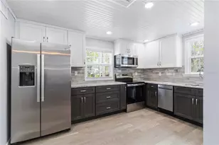 607 Manatee Ave, Ellenton, FL 34222 - Photo 17