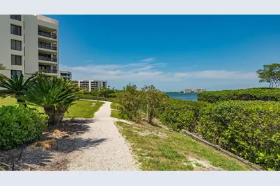 2120 Harbourside Drive #623, Longboat Key, FL 34228 - Photo 27