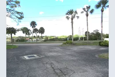 2405 Crispin Court #E1, Sarasota, FL 34235 - Photo 25