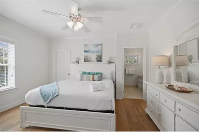 246 Gladiolus Street, Anna Maria, FL 34216 - Photo 23