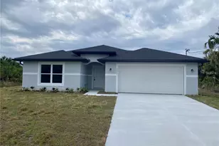 2643 Orchard Cir, North Port, FL 34288 - Photo 1
