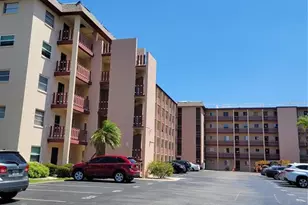 4079 Lake Bayshore Dr, Bradenton, FL 34205 - Photo 1