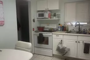 4079 Lake Bayshore Dr, Bradenton, FL 34205 - Photo 5