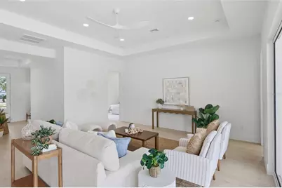 680 Key Royale Drive, Holmes Beach, FL 34217 - Photo 9