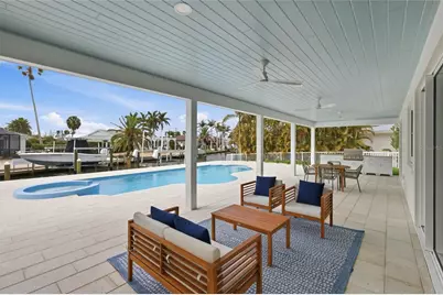 680 Key Royale Drive, Holmes Beach, FL 34217 - Photo 43