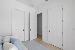 680 Key Royale Dr, Holmes Beach, FL 34217 - Photo 31