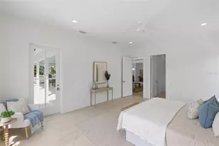 680 Key Royale Dr, Holmes Beach, FL 34217 - Photo 23