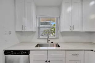 9819 Hernando Ct, Bradenton, FL 34210 - Photo 11