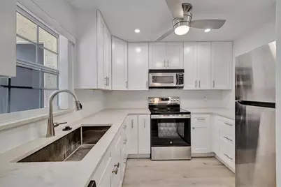 9819 Hernando Court #29-A, Bradenton, FL 34210 - Photo 9