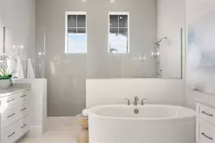 8465 Pavia Way, Lakewood Ranch, FL 34202 - Photo 39