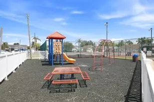 3804 41st Ave W, Bradenton, FL 34205 - Photo 25