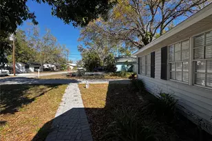 3008 Hillview St, Sarasota, FL 34239 - Photo 27