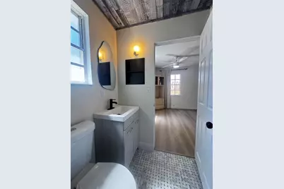 3008 Hillview Street, Sarasota, FL 34239 - Photo 17