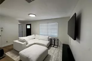 3008 Hillview St, Sarasota, FL 34239 - Photo 7