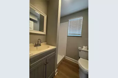 3008 Hillview Street, Sarasota, FL 34239 - Photo 17