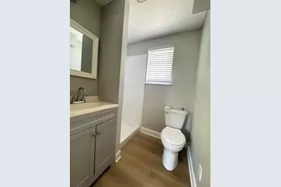 3008 Hillview Street, Sarasota, FL 34239 - Photo 25