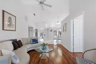 4205 Castlebridge Ln, Sarasota, FL 34238 - Photo 9