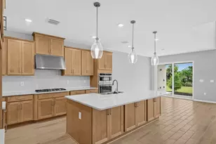 7801 Centaurus Wy, Sarasota, FL 34241 - Photo 11