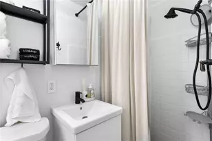 1140 Oak St NE, Saint Petersburg, FL 33701 - Photo 25