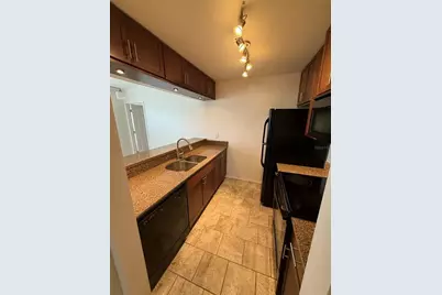 3833 59th Avenue W, Bradenton, FL 34210 - Photo 3