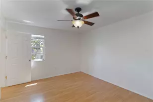 3833 59th Ave W, Bradenton, FL 34210 - Photo 17