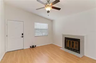 3833 59th Ave W, Bradenton, FL 34210 - Photo 9